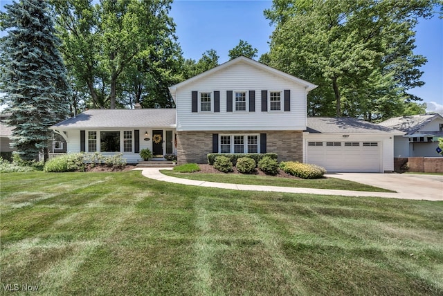 1058 Oakview Dr, Highland Heights, OH 44143 - photo 1