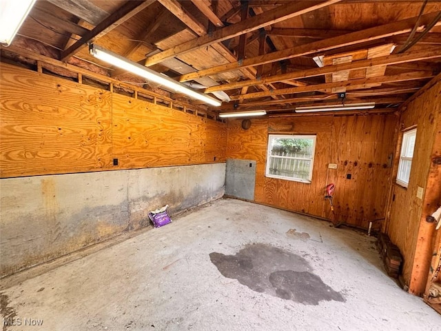 1587 Hilda St, Lakemore, OH 44250 - view of garage