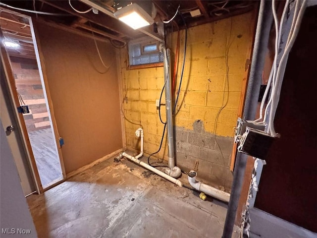 1587 Hilda St, Lakemore, OH 44250 - view of unfinished below grade area