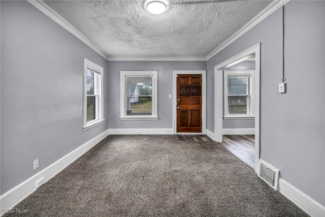 1561 E 204th St, Euclid, OH 44117 - photo 2