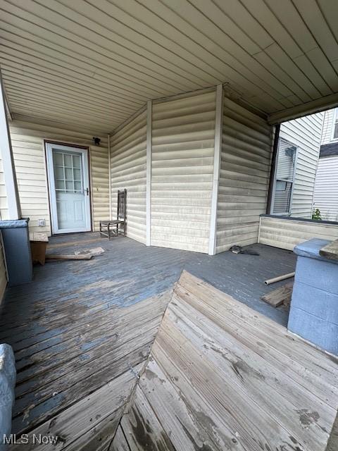 3454 Fulton Rd, Cleveland, OH 44109 - view of wooden terrace