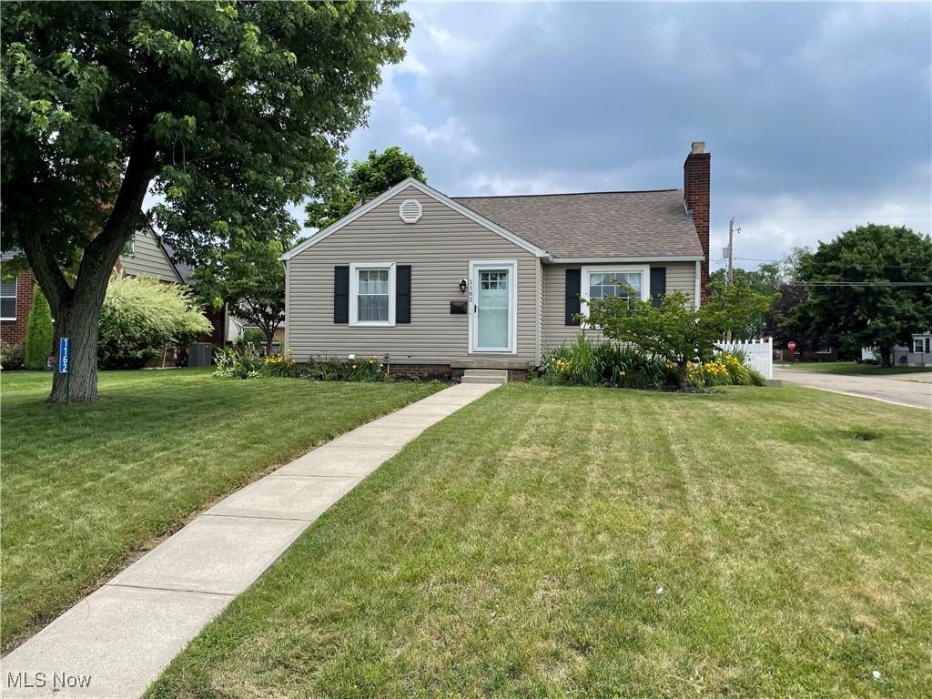 1162 Miles Ave SW, Canton, OH 44710 - photo 1