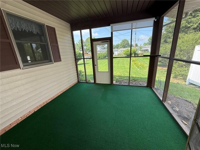 122 N Fairview Ave, Dover, OH 44622 - unfurnished sunroom with healthy amount of natural light