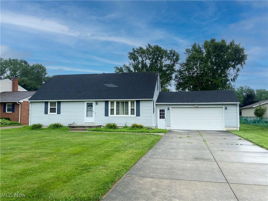8450 Milmont St NW, Massillon, OH 44646 - photo 1