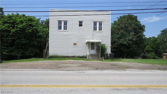 804 E Market St, Cadiz, OH 43907 - photo 1