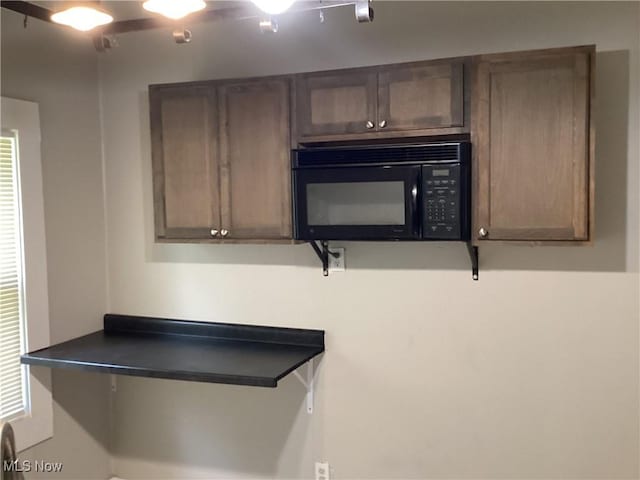 3324 E 128th St, Cleveland, OH 44120 - photo 11