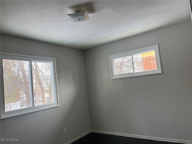 17005 Lipton Ave, Cleveland, OH 44128 - empty room featuring baseboards