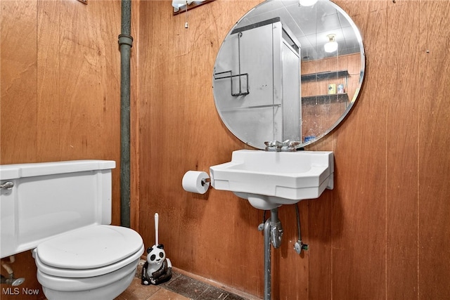 4095 W 161st St, Cleveland, OH 44135 - half bathroom with toilet and a sink