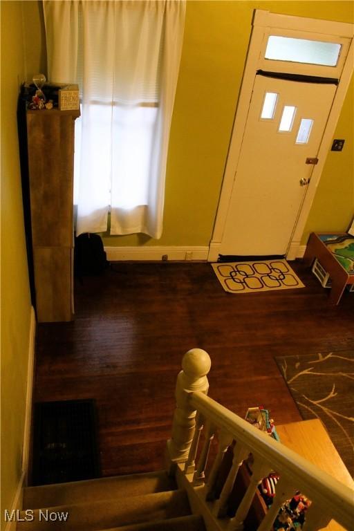331 Louisiana Ave, Chester, WV 26034 - entrance foyer with wood finished floors and baseboards