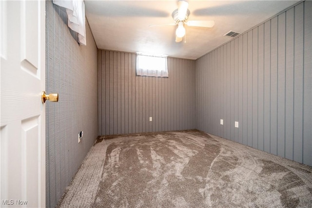 440 Lyons Ave, East Palestine, OH 44413 - unfurnished room featuring carpet and a ceiling fan