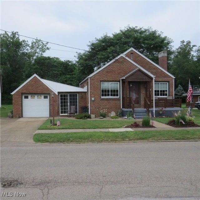 117 Morges Rd, Malvern, OH 44644 - photo 1