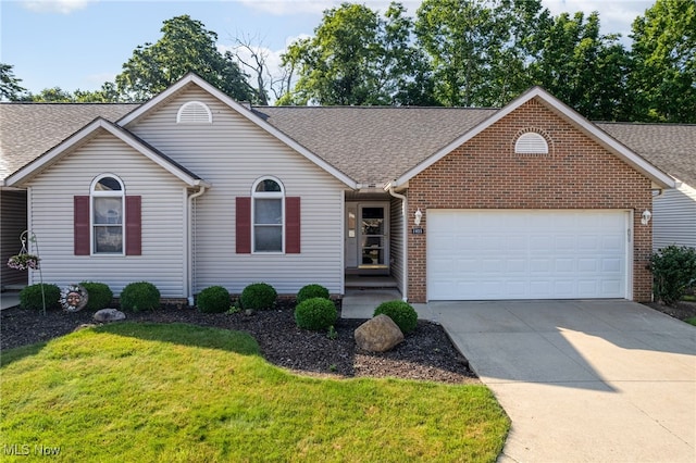 1435 Waters Edge Dr, Akron, OH 44313 - photo 1
