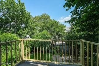 9907 Kempton Ave, Cleveland, OH 44108 - view of balcony