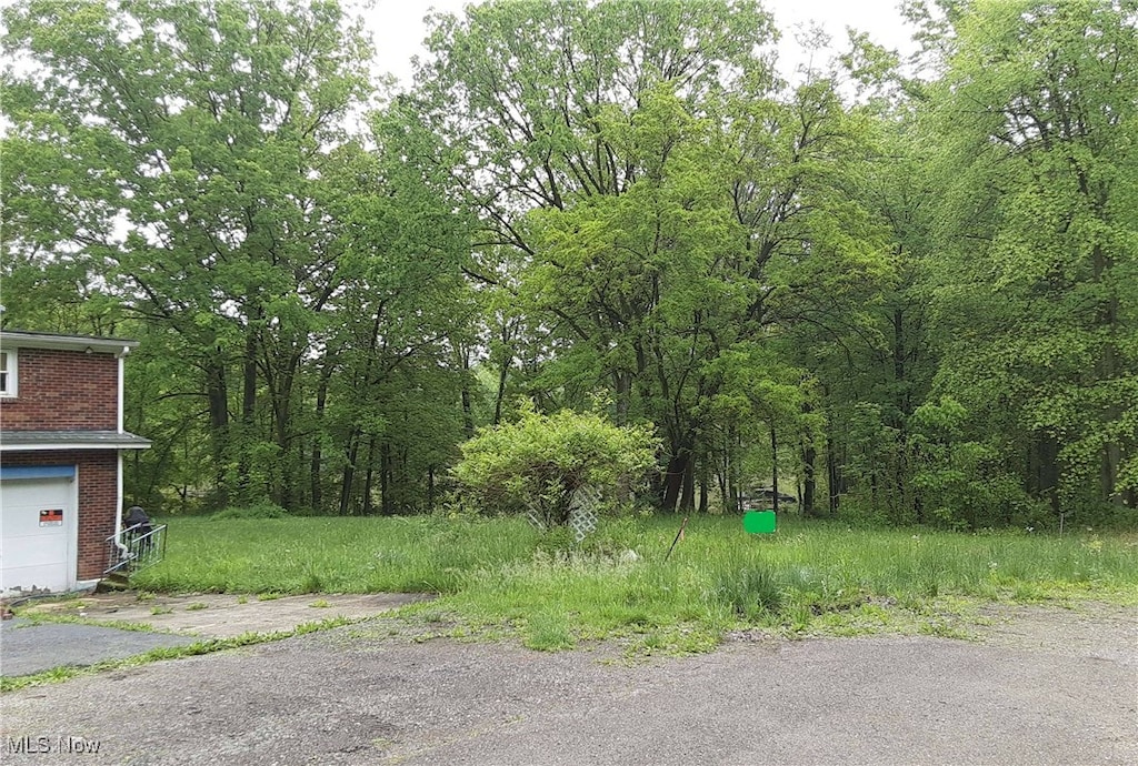 105 Lakeview St, Lake Milton, OH 44429 - photo 1