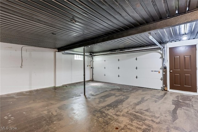 2269 N Fox N Rd, Hubbard, OH 44425 - view of garage