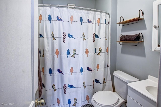 1289 W 115th St, Cleveland, OH 44102 - bathroom with vanity and curtained shower