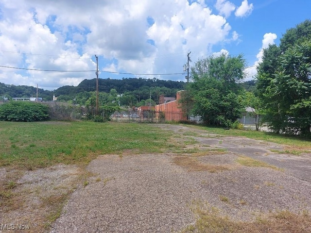 235 N 5th St, Steubenville, OH 43952 - photo 5