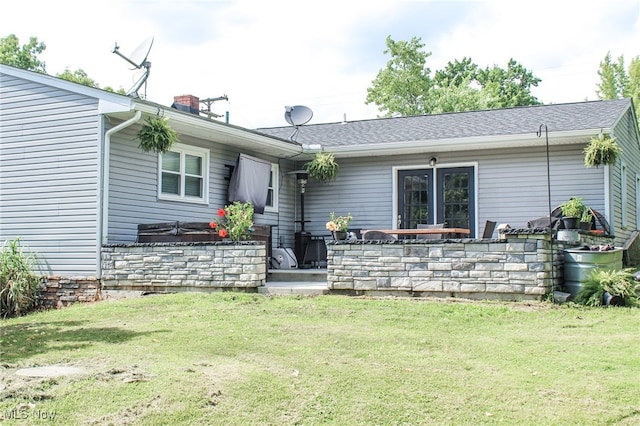 6221 Gault Rd, Canfield, OH 44406 - view of front of house with a front lawn and a chimney