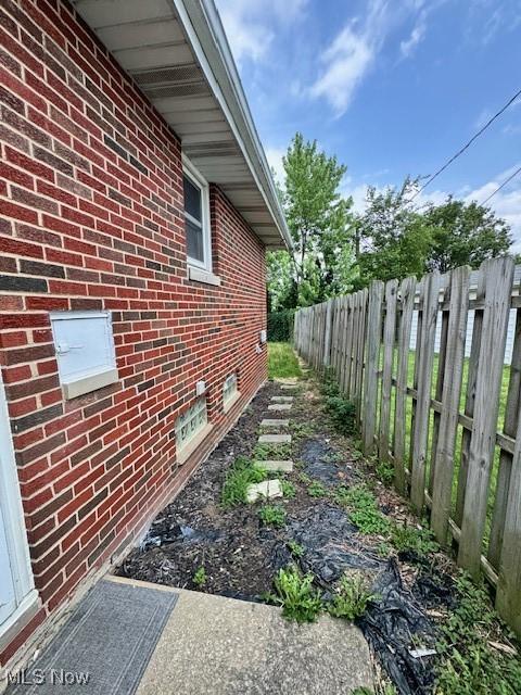 10609 Mccracken Blvd, Garfield Heights, OH 44125 - photo 23