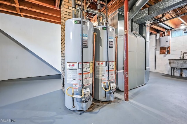 16-18 E Linwood Ave, Akron, OH 44301 - utility room featuring gas water heater and heating unit