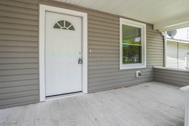546 W Harrison St, Alliance, OH 44601 - photo 2