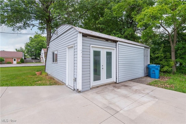 4465 Oberlin Ave, Lorain, OH 44053 - view of outbuilding with french doors