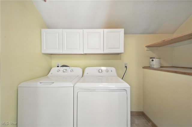 77 W Park Ave, Hubbard, OH 44425 - laundry area with cabinet space and separate washer and dryer
