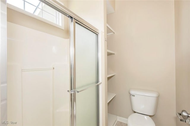 101 Stonegate Cir, Seven Hills, OH 44131 - full bathroom featuring an enclosed shower and toilet