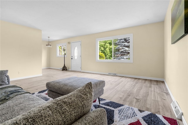 210 Magnolia Ave, Northfield Village, OH 44067 - photo 5