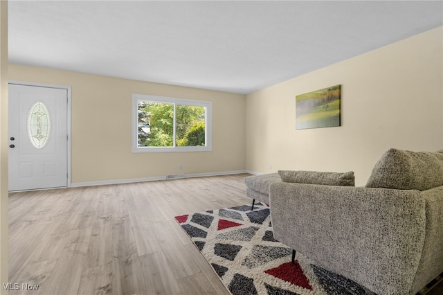 210 Magnolia Ave, Northfield Village, OH 44067 - photo 6