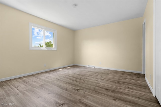 210 Magnolia Ave, Northfield Village, OH 44067 - photo 15