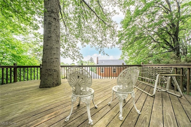 24690 Hawthorne Dr, Euclid, OH 44117 - view of deck