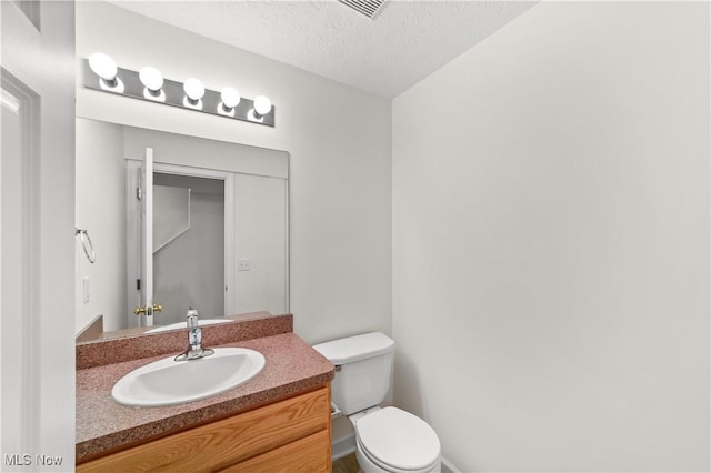 4877 Highland Place Ct, Richmond Heights, OH 44143 - bathroom featuring toilet and vanity