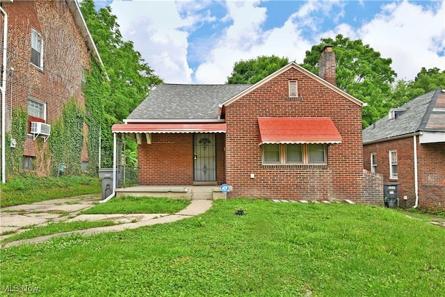 160 Roslyn Dr, Youngstown, OH 44505 - photo 1
