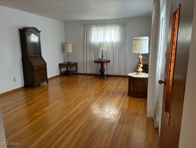 120 Braxton Rd, Weirton, WV 26062 - bedroom featuring light wood finished floors