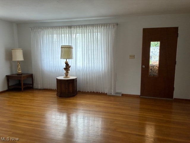 120 Braxton Rd, Weirton, WV 26062 - entryway with wood finished floors