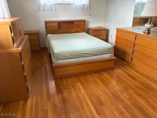 120 Braxton Rd, Weirton, WV 26062 - bedroom featuring wood finished floors