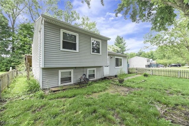 9117 Wilverne Dr, Windham, OH 44288 - photo 2