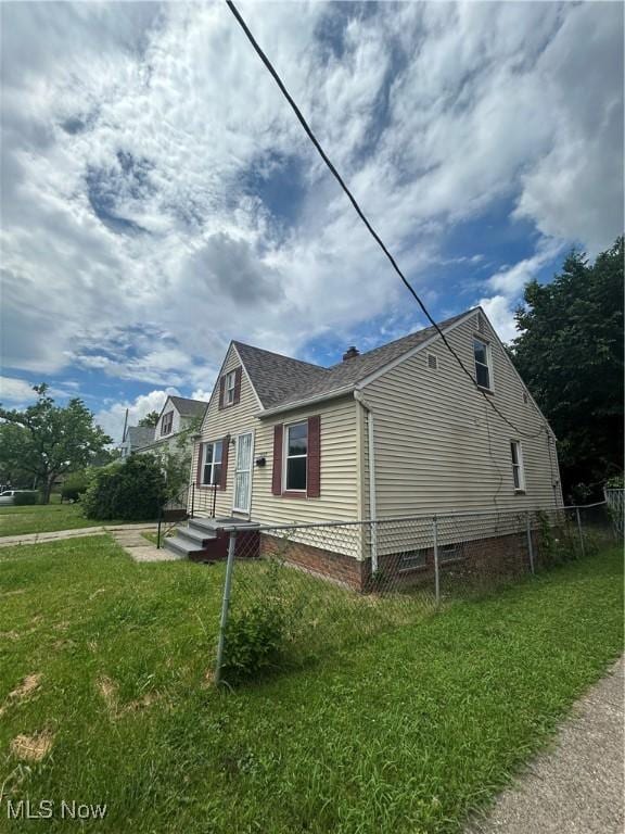15409 Harvard Ave, Cleveland, OH 44128 - photo 2