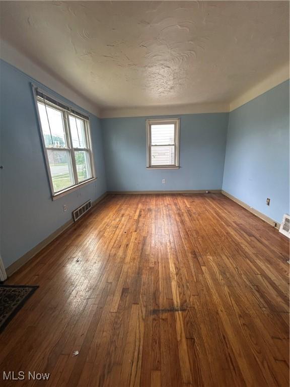 15409 Harvard Ave, Cleveland, OH 44128 - photo 8