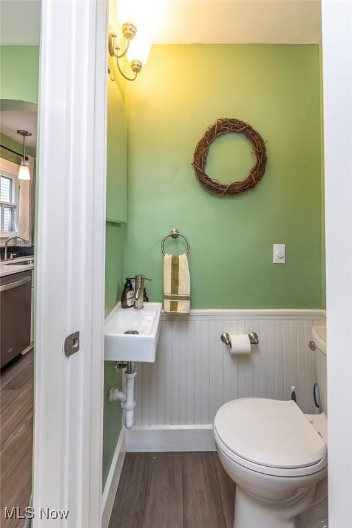 927 Roanoke Rd, Cleveland Heights, OH 44121 - photo 14