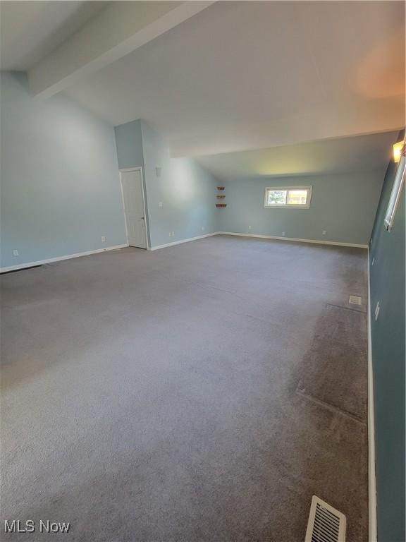 262 High St, Conneaut, OH 44030 - unfurnished room featuring carpet floors and baseboards