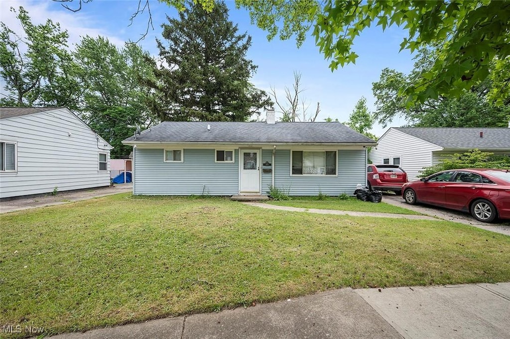 1996 Rookwood Rd, Cleveland, OH 44112 - photo 2