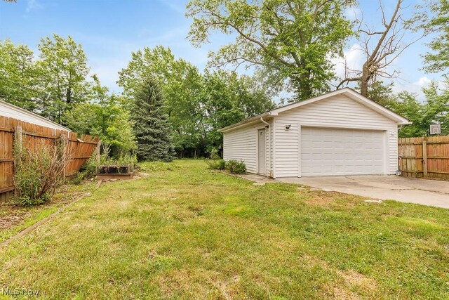 571 E 260th St, Euclid, OH 44132 - photo 27