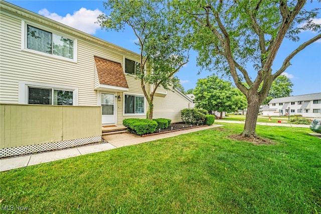 5523 Weston Ct Unit 88A, Willoughby, OH 44094 - view of green lawn