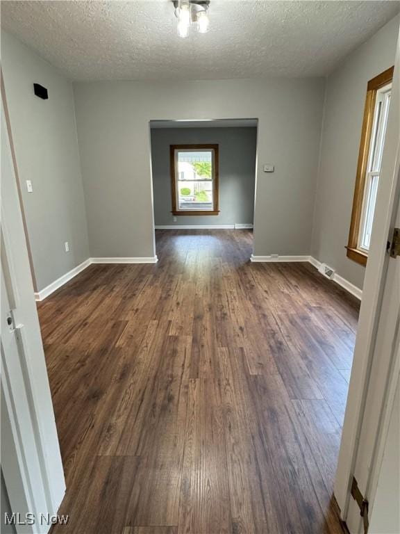 352 N Lyman St, Wadsworth, OH 44281 - photo 8