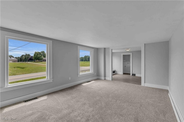 13050 Diagonal Rd, Salem, OH 44460 - unfurnished room featuring carpet and baseboards