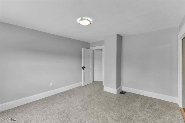 13050 Diagonal Rd, Salem, OH 44460 - empty room featuring carpet floors and baseboards