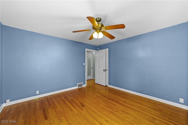 19609 Winslow Rd, Shaker Heights, OH 44122 - photo 11