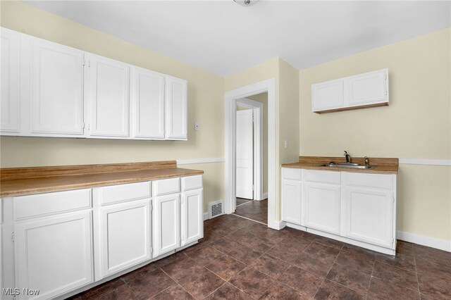 13504 Rexwood Ave, Garfield Heights, OH 44105 - photo 19